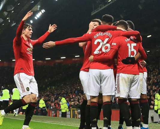  布伦特福德，亨利造点助球队抢分  