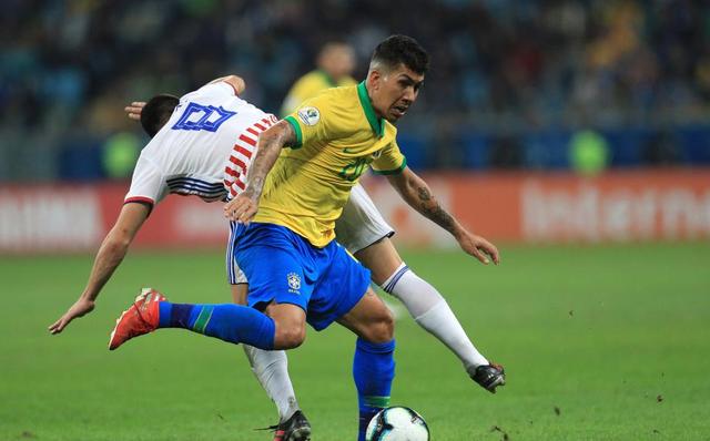  朗斯主场零封对手，门将神扑助球队登顶  